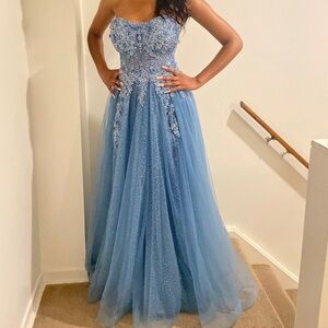 PROM DRESS